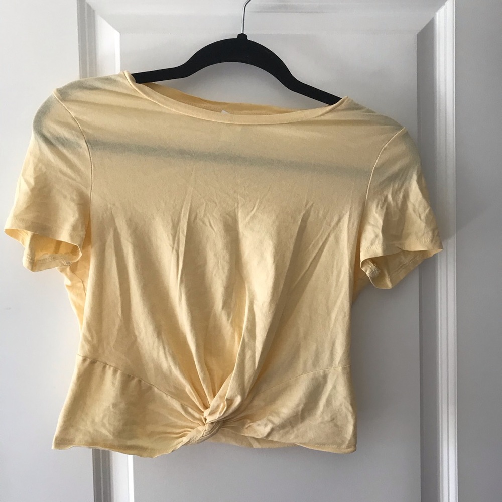 Yellow t-shirt with tie detail